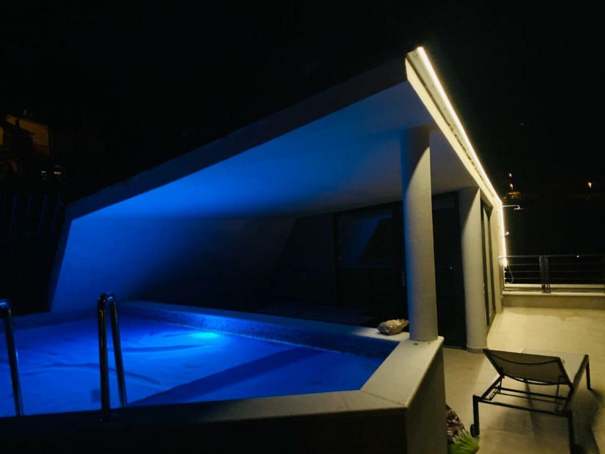 Apartments In Villa Ziza, Rooftop Swimming Pool Opatija Extérieur photo