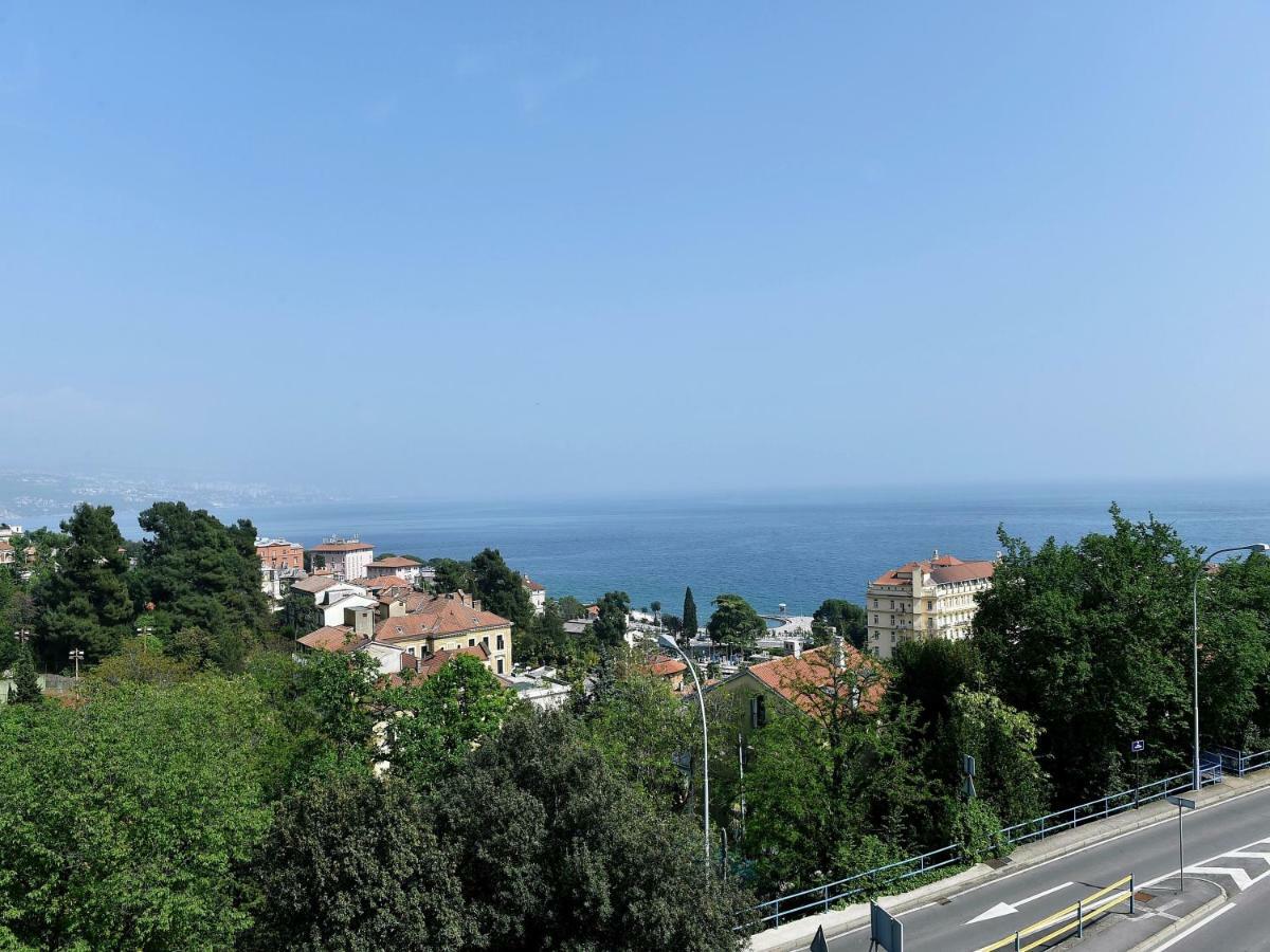 Apartments In Villa Ziza, Rooftop Swimming Pool Opatija Extérieur photo