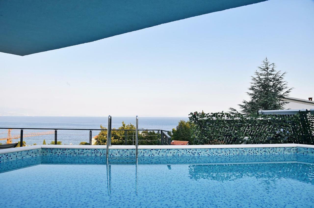 Apartments In Villa Ziza, Rooftop Swimming Pool Opatija Extérieur photo
