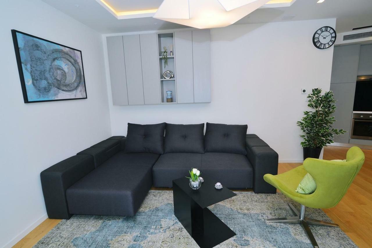 Apartments In Villa Ziza, Rooftop Swimming Pool Opatija Extérieur photo
