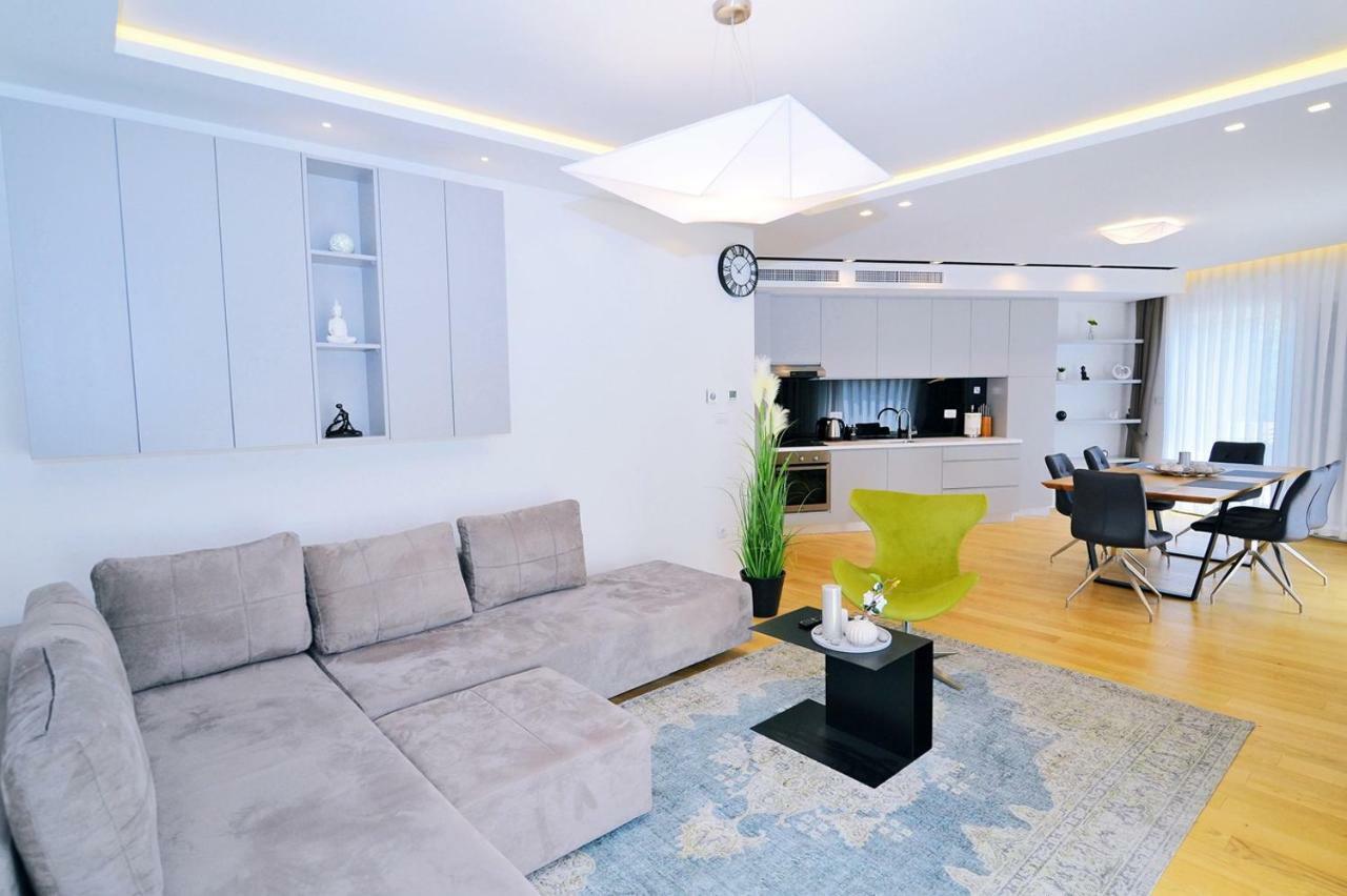 Apartments In Villa Ziza, Rooftop Swimming Pool Opatija Extérieur photo